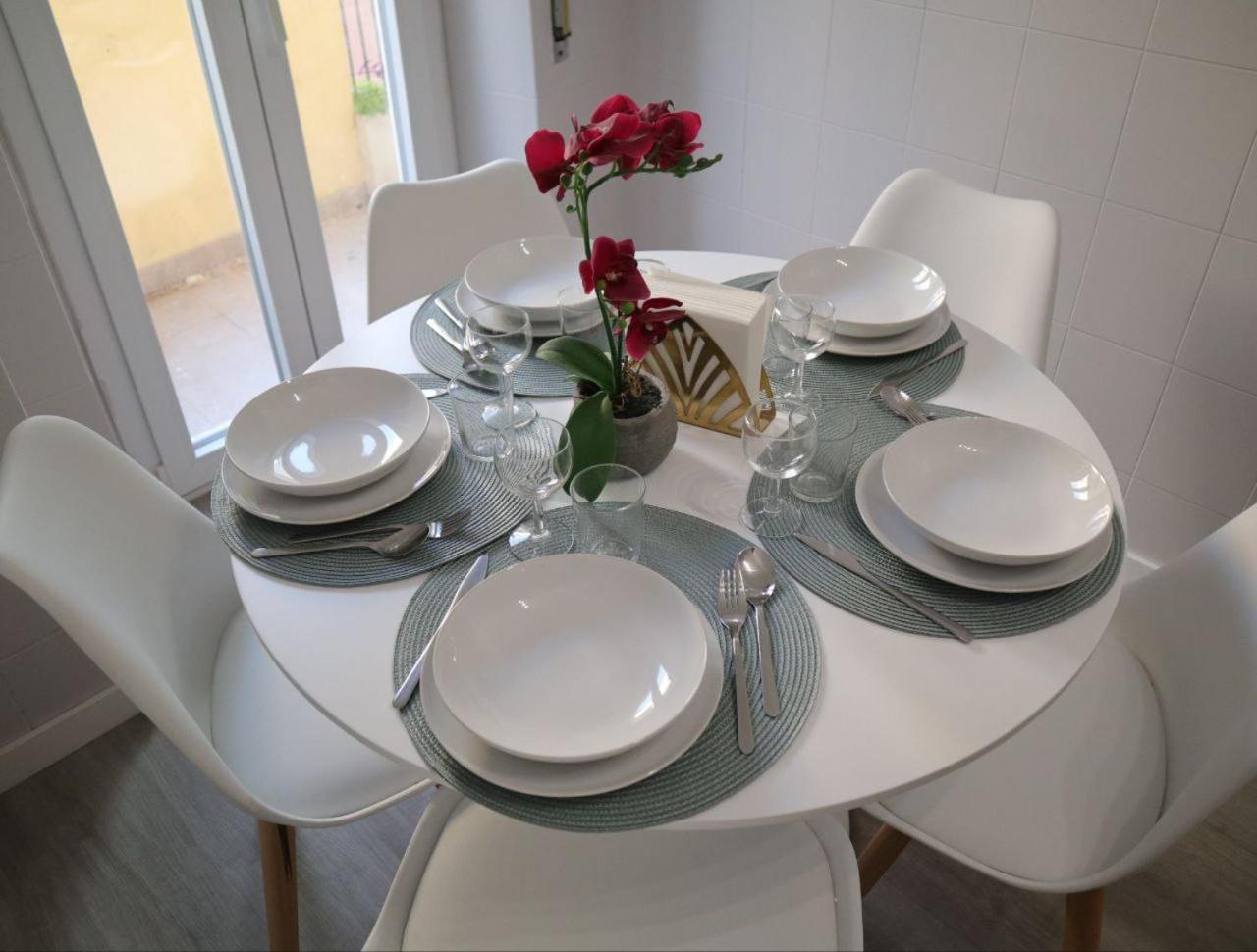 Sara'S Home - Modern Apartment Near Metro, Perfect For Families And Groups In Rome Buitenkant foto