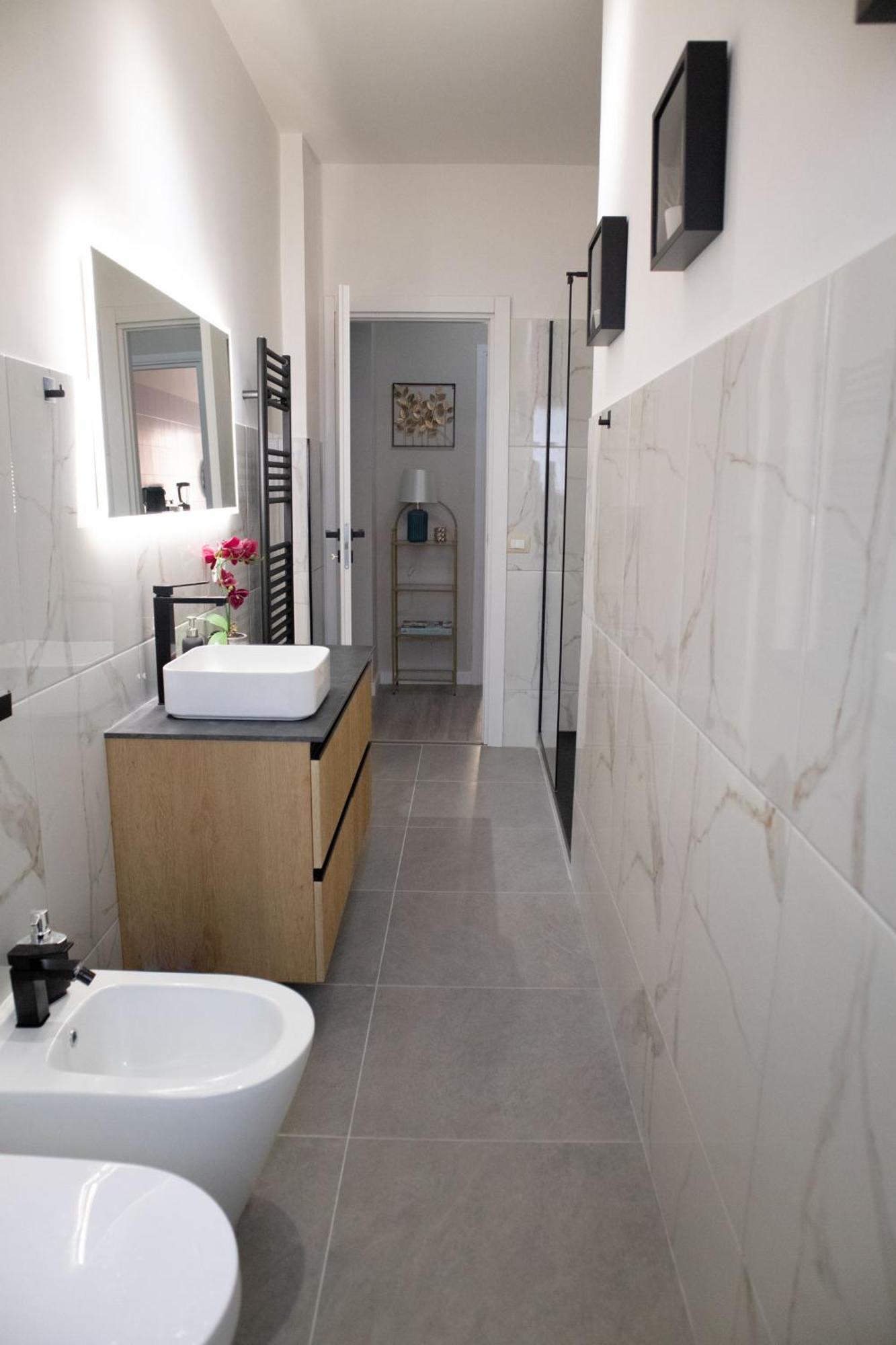 Sara'S Home - Modern Apartment Near Metro, Perfect For Families And Groups In Rome Buitenkant foto