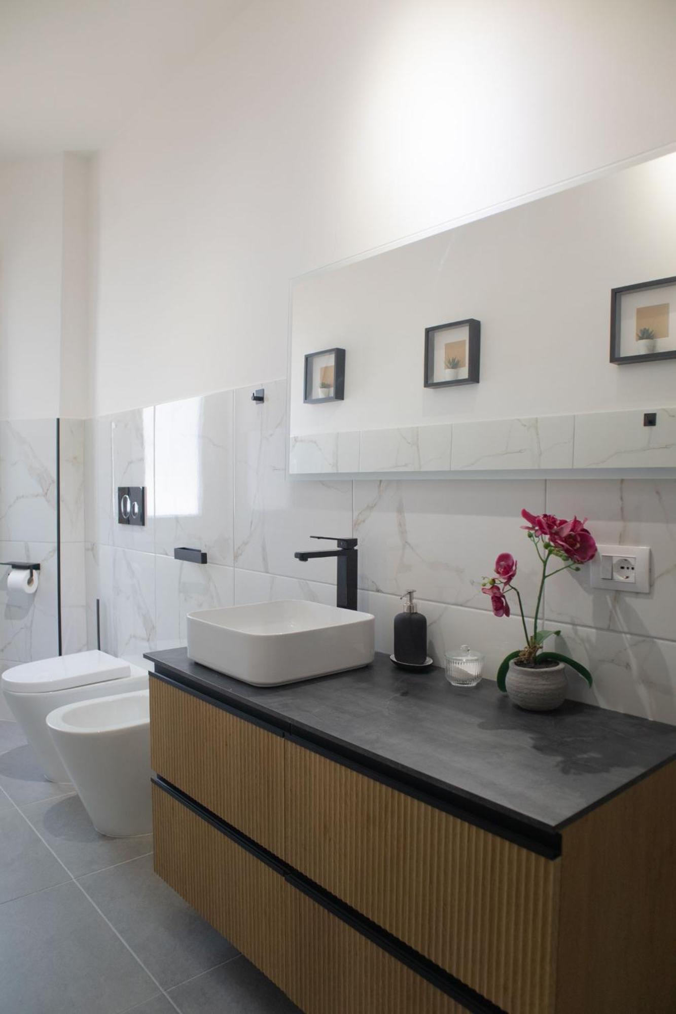 Sara'S Home - Modern Apartment Near Metro, Perfect For Families And Groups In Rome Buitenkant foto